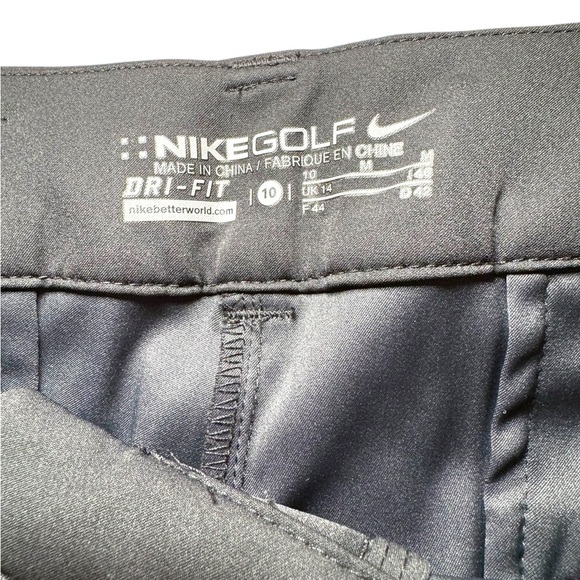 Nike Women's Golf Tournament Dri-Fit Bermuda Shorts-Black Sz 10 EUC - Picture 11 of 11
